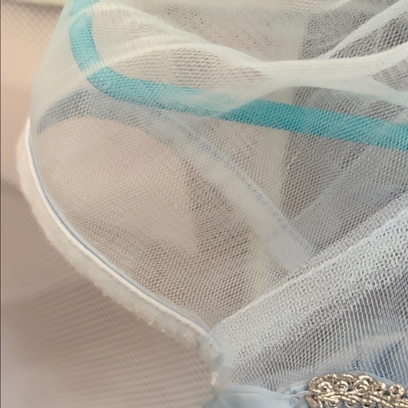 Disney Elsa Princess Dress for Kids - Picture 3 of 7